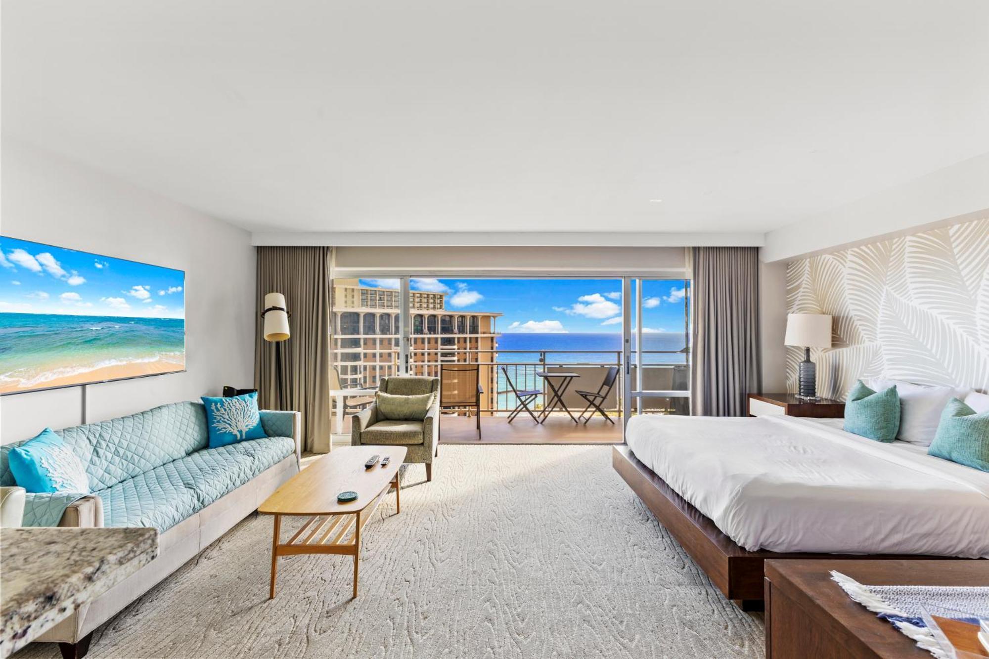 Breathtaking Ocean Views! Pool! Beach! Honolulu